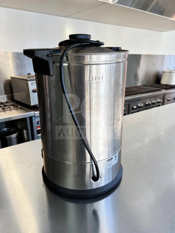 SYBO 100-Cup Stainless Steel Coffee Percolator Urn, SR-CP-100B model, new condition, 16L capacity, commercial use.