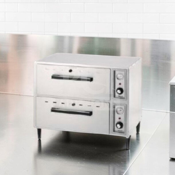 Exceptional condition Merco Savory HFS-2B 2-drawer commercial food warmer, 120V, NSF & UL listed, fully tested.