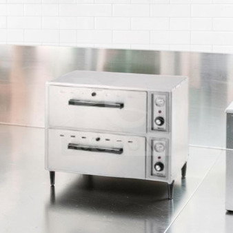 Exceptional condition Merco Savory HFS-2B 2-drawer commercial food warmer, 120V, NSF & UL listed, fully tested.