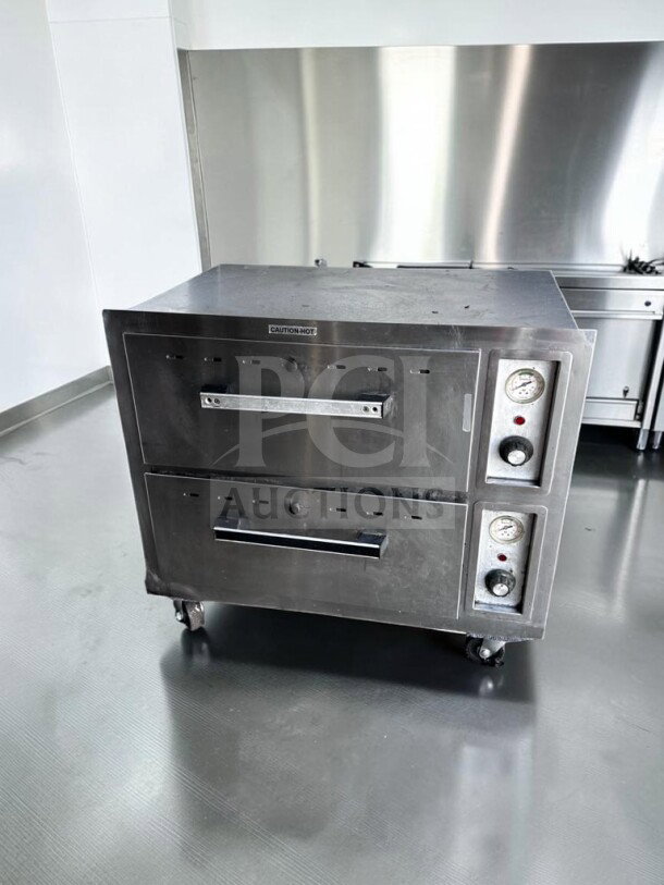 Merco Savory HFS-2B 2-drawer electric food warmer, excellent condition, NSF & UL listed, 120V, fully tested, with visible dials.