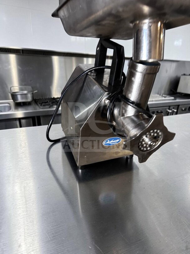 Globe Chefmate CC12 meat chopper grinder in stainless steel, outstanding condition, 1 HP, 250 lb/hr, fully tested, #12 head.