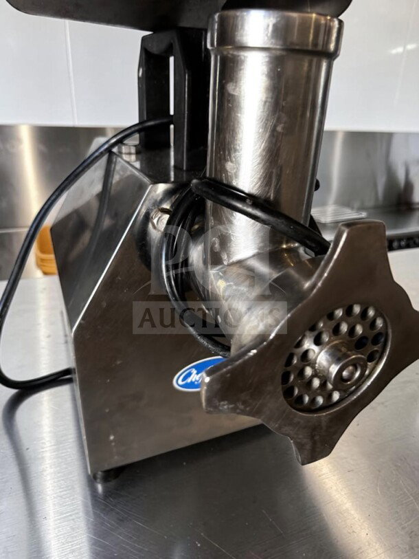 Globe Chefmate CC12 Meat Grinder, 1 HP, #12 head, stainless steel, 250 lb/hr, like-new, fully tested, operational.
