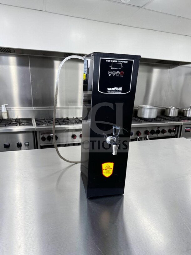 WantJoin WZK5SX015BKU commercial hot water dispenser, 15L, 110-120V, 1800W, excellent condition, black finish, tested and operational.