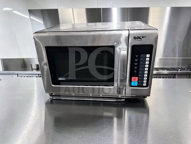 Solwave 180MW1200T commercial microwave, stainless steel, 1.2 cu. ft., 120V, 1200W, UL & ETL listed, pristine condition.