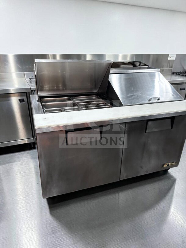 True TSSU-60-24M-B-ST-HC refrigerated prep table, 60-inch, 24 pan capacity, stainless steel, tested and operational.