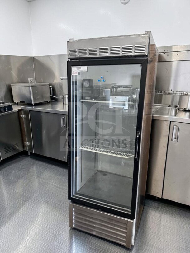 Everest EMGR24B glass door merchandiser refrigerator, 25 cu. ft., immaculate condition, NSF & ETL listed, fully tested.