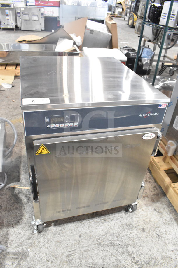 Brand new Alto Shaam 750-S mobile holding cabinet, 2023 model. Holds 10 food pans, 120V, 1 phase. Scratch and dent condition.