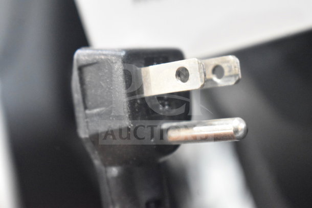 Power plug for Brand New Scratch and Dent 2022 Alto Shaam 500-2DI Commercial Freestanding Warming Drawer, 120V, 1 Phase.