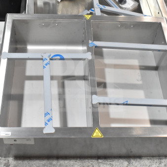 New Alto Shaam 200-HWI/D6 2 Pan Drop-In Hot Food Well, 208-240V, 1 Phase, scratch and dent, visible warning labels.