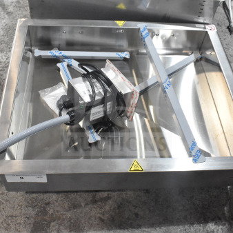 BRAND NEW 2023 Alto Shaam 200-HW/D4 Drop In Hot Food Well, scratches and dents. Two pan capacity, 208-240V, 1 phase.