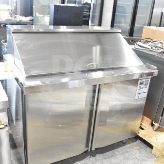 Brand new Eqchen KSR-48BM commercial sandwich salad prep table, stainless steel, on casters, 115V, 1 phase.