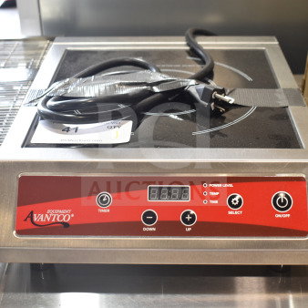 Brand new Avantco 177IC3500 countertop induction range, 208-240V, 1 phase. Scratch and dent condition, digital display.
