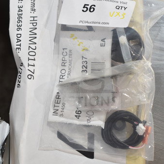Three brand new items: Metro RPC13-1450 digital thermometer and Moffat M234580 door roller catch. Includes packaging details.
