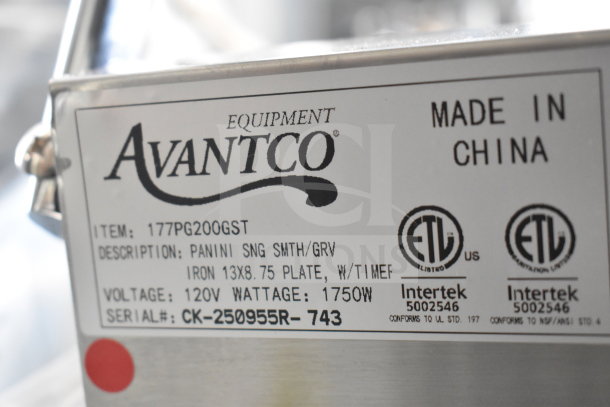 Avantco 177PG200GST Panini Grill, 120V, grooved top, smooth bottom, 13 3/8" x 8 3/4" surface, scratch and dent. Made in China.