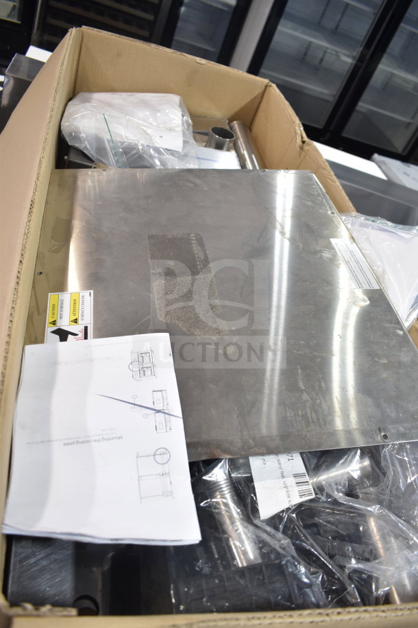 Brand new Blodgett Invoq: Hybrid 6-1/1 GN combi convection oven. Comes with manuals and parts in original packaging. 208-240V, 3 Phase.