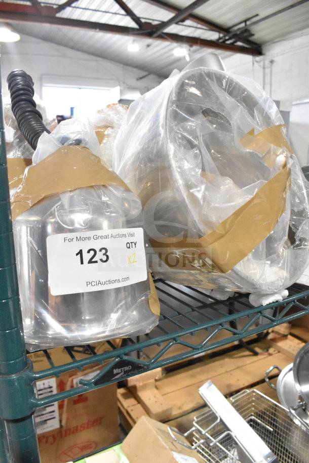 Hanson Brass 800-RET-CH heat lamps, retractable, chrome finish, new scratch and dent condition, 120V, auction list included.