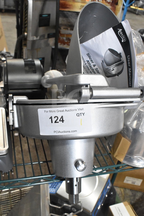 BRAND NEW Avantco 190M22HSHRDR shredder attachment for mixers with #22 hubs. Slight scratches present. Tag reads "124 QTY 1."