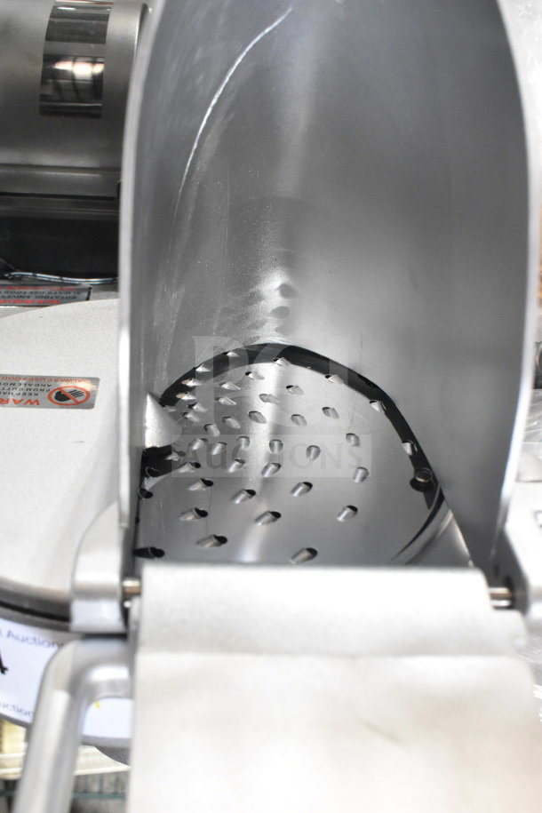 BRAND NEW Avantco 190M22HSHRDR shredder attachment for mixers with #22 hubs, slight scratches visible.