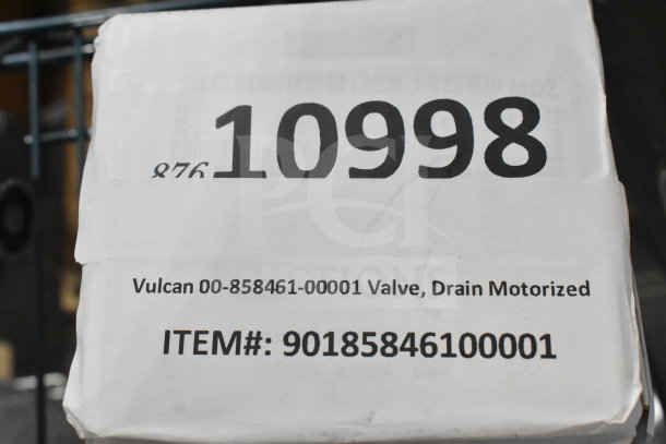 Vulcan 00-858461-00001 Motorized Drain Valve box, item #90185846100001, new scratch and dent condition.