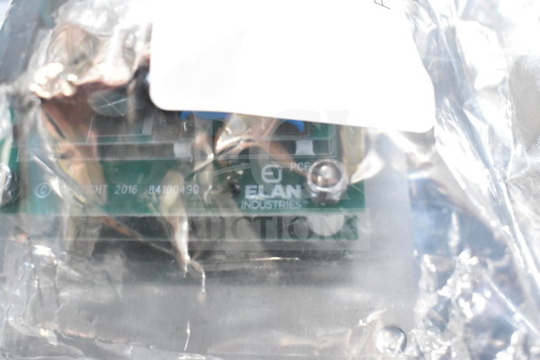 Brand new HP1180407 Southbend control board. Elan Industries labeling visible. Scratch and dent condition.