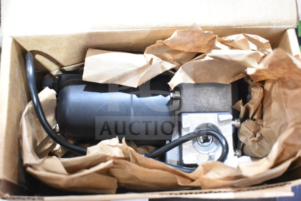 3 new scratch and dent items: Henny Penny 140244 Drain Valve, 86157 Actuator Motor, Blodgett 20348 Spark Box Assembly.