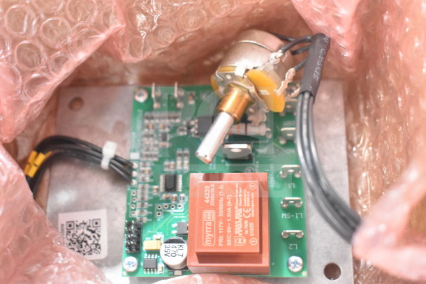 3 brand new items: Crown Steam 5555-3 temp control, Vulcan 00-428045-00001 solenoid, Vulcan 00-913102-00404 probe kit.