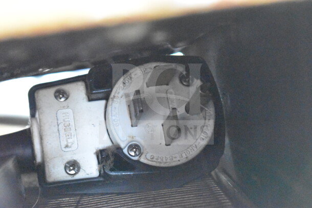 Power plug detail for Turbochef HhC2020 commercial electric conveyor oven. Hubbell connector, 208/240V, 3-phase.
