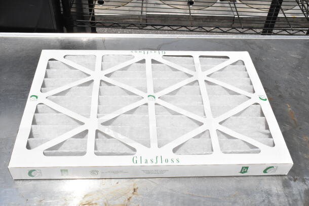 Glassfloss air filter in new condition, features durable frame with pleated design. Brand and eco-friendly markings visible.