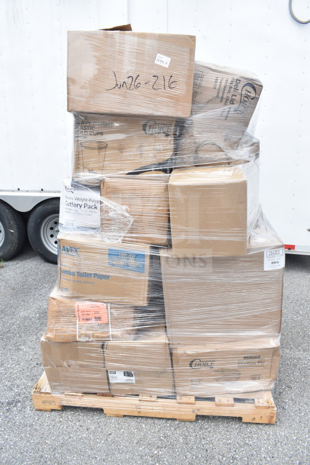 Pallet with 31 scratch and dent items: plastic cutlery packs, cold cups, lids, bags. Labels show Jun26-216. Brand new condition.