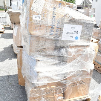Large pallet of 26 mixed kitchen items, brand new, scratch and dent condition, wrapped in plastic. Includes fork, knife, plate.