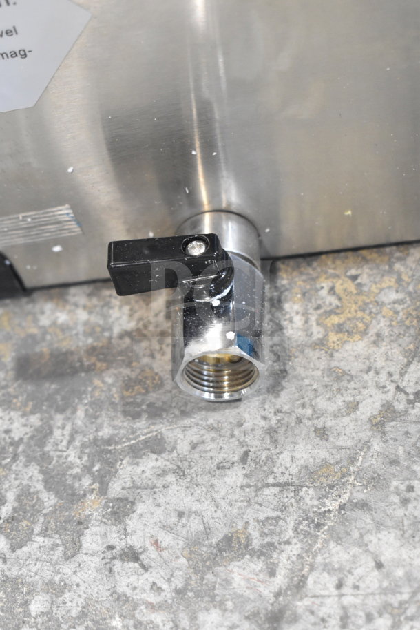 Avantco 177BMFW5 Bain Marie Buffet Countertop Food Warmer faucet detail, new with minor scratches.
