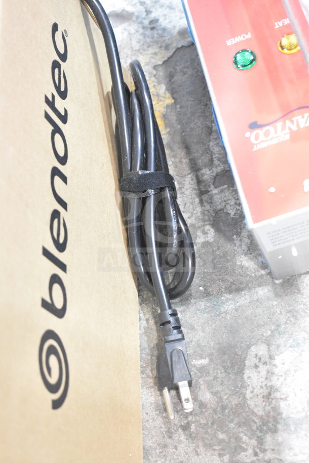 Blendtec ICB5/ABC5 Commercial Blender box and power cord. New condition, 3.8 hp, 120V, 1 Phase with sound enclosure.