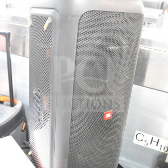 Store Display w/ JBL Partybox 300 Speaker