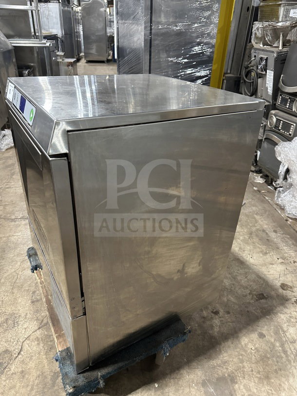 Hobart LXe Series stainless steel undercounter dishwasher, Model LXEH. High temperature, Energy Star certified, SN: 23-1182-172.
