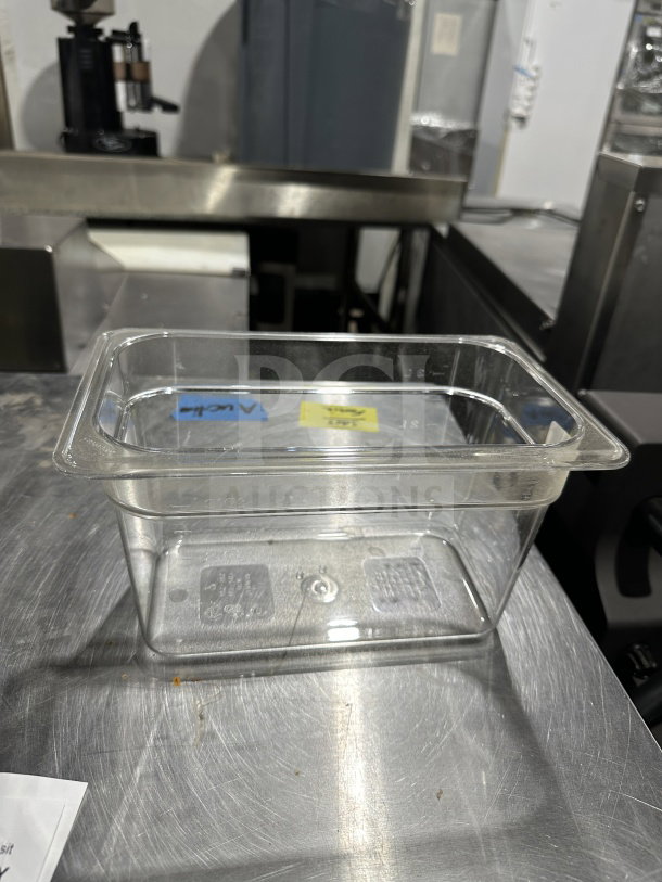 Cambro 631-1 polycarbonate clear food pan, 1/4 size, 6" deep, high heat resistant, excellent condition, visible size markings.