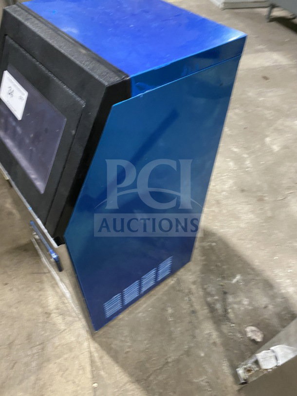 Vevor BY-90PF Commercial Ice Maker, cube style, stainless steel, with digital controls. Model: BY-90PF.