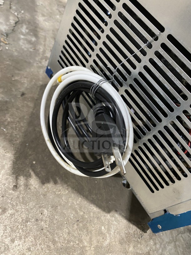 Vevor BY-90PF ice maker, stainless steel, digital controls, 110V, commercial use, coiled power cord, good condition.