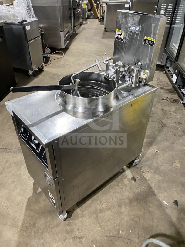 BKI LPF-F48 electric pressure fryer with oil filter, stainless steel, on casters, 208V, serial number 102614, excellent condition.