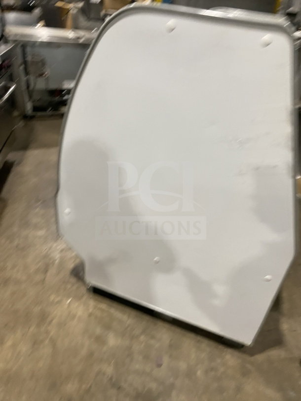 Howard-McCray bakery display case side view, Model SC-CBS40E-4C-LED. White panel, 115V 1 Phase, SN: 14-37067-12.