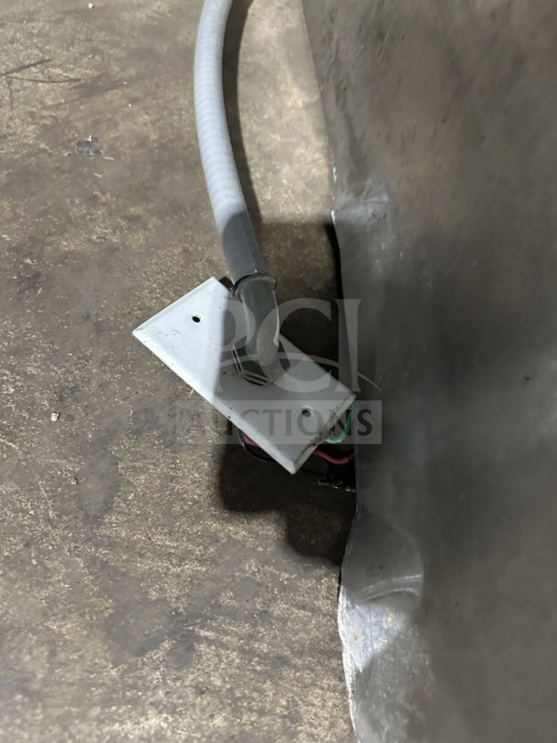 Hoshizaki stainless steel modular ice machine head with electric power connection. Good condition.