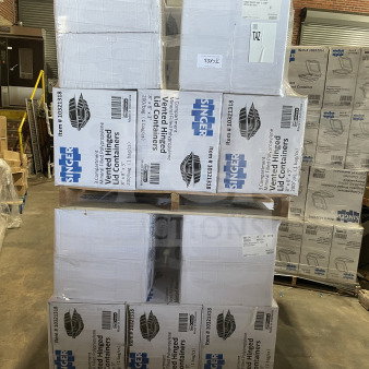 BRAND NEW Singer MFPP commercial 3-compartment takeout containers, black, 8x8x3", 200 per case. Model: MFPP.