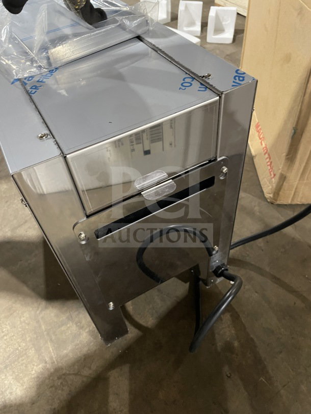 Milantoast US18011 stainless steel conveyor toaster, brand new in box, 240V, handcrafted in Milan, Italy.