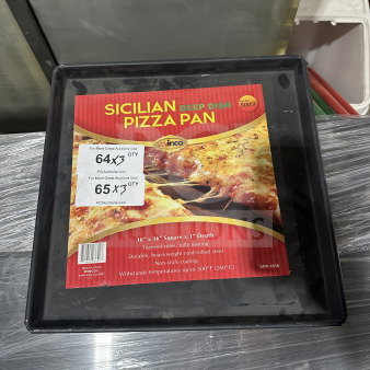 Winco Commercial Square Non-Stick Sicilian Pizza Pan, 16" x 16", Model SPP-1616, durable steel, holds up to 500°F.