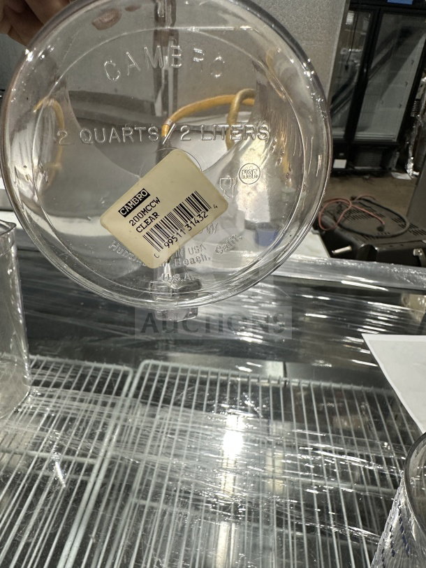 Cambro Camwear Series 2 Qt. Measuring Cup, Model 200MCCW, clear polycarbonate, new condition, label reads "200MCCW CLEAR."