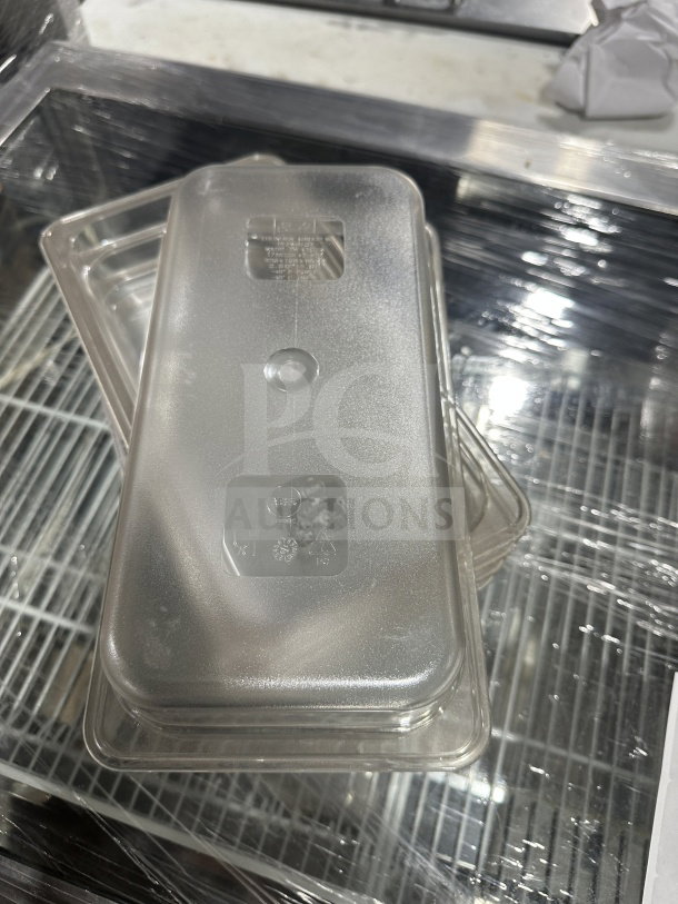 NEW Thunder Group polycarbonate 1/3 food pan, model PLPA8132. Clear, commercial-grade, pristine condition.