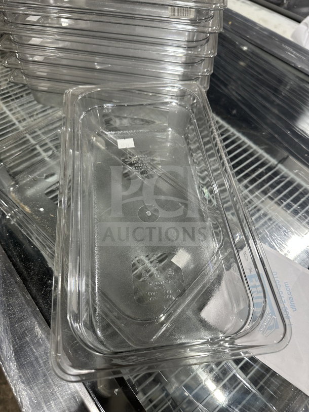 Cambro 631-1 clear polycarbonate food pan, 1/3 size, 2.5" deep, new condition. Stackable design, commercial use.
