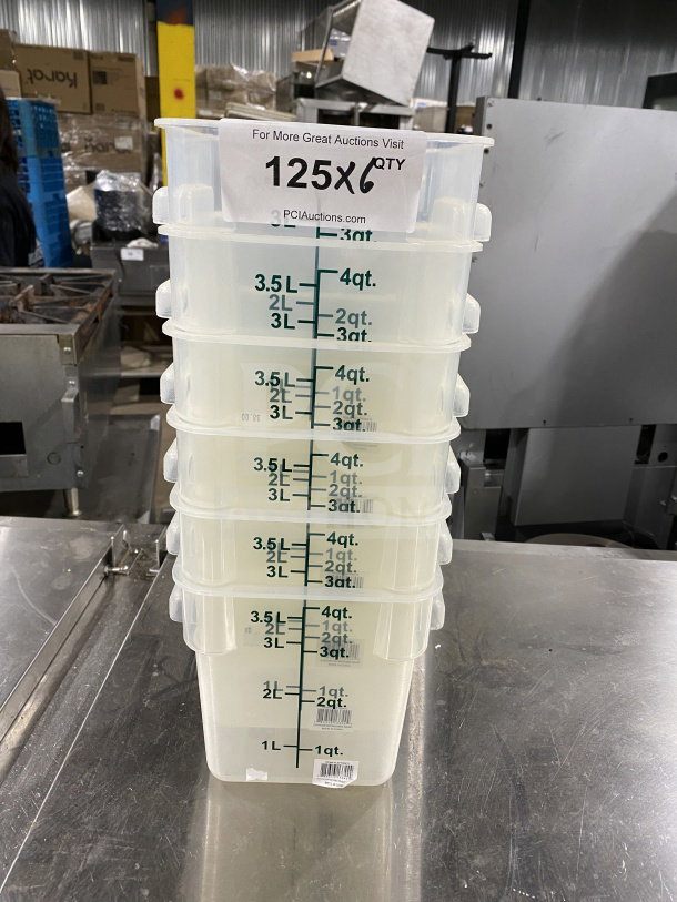 Thunder Group 4Qt translucent food storage containers, model PLSFT002TL, new condition, set of six, with measurement markings.