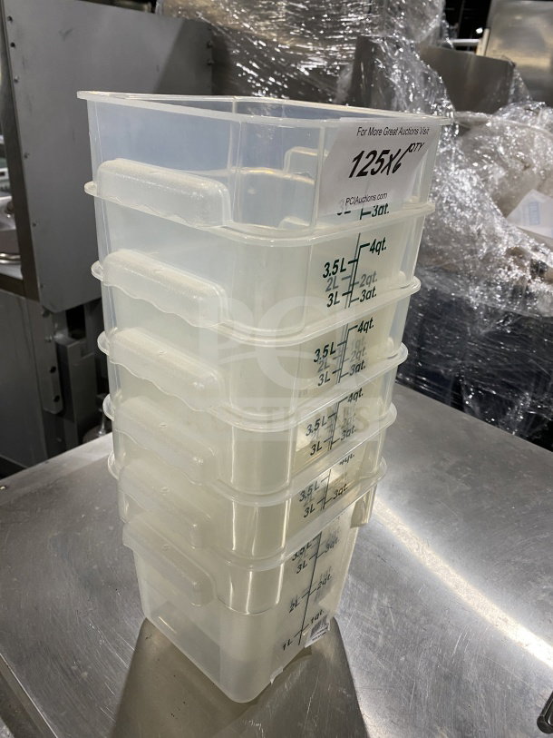 Thunder Group 4Qt translucent polypropylene food storage container, model PLSFT002TL, with measurement markings. New condition.