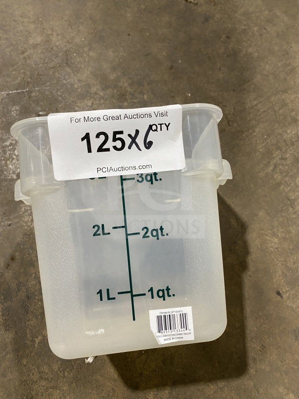 Thunder Group 4Qt square food storage container, model PLSFT002TL, translucent polypropylene, new condition, marked 1-3 quarts.