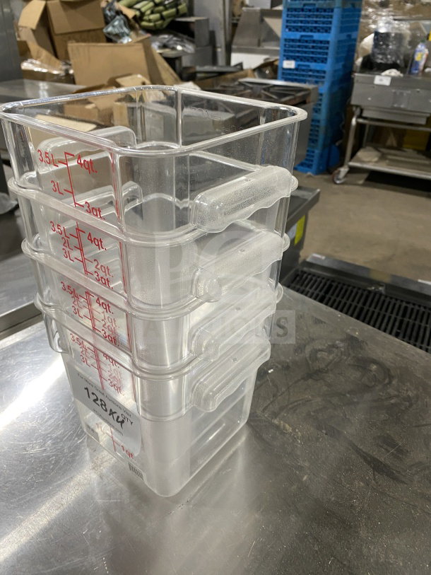 Thunder Group 4 Qt clear food storage container, model PLSFT004PC. New condition. Red quart markings visible.